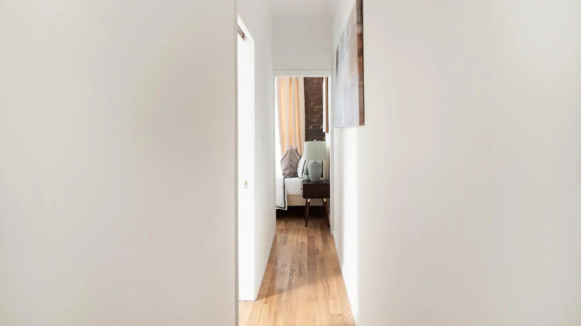 153-1G Newly Renovated 2Br Lower East Side New York United States